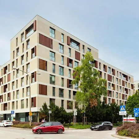 Modern Near Metro Center - Kolejowa Apartmán Varšava