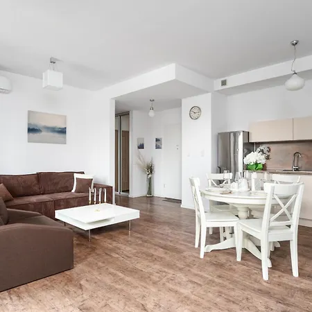 Urban Chic - Great Location - One Bedroom - Kolejowa ורשה